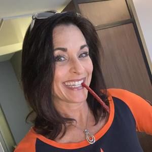 Meet your Posher, Romy